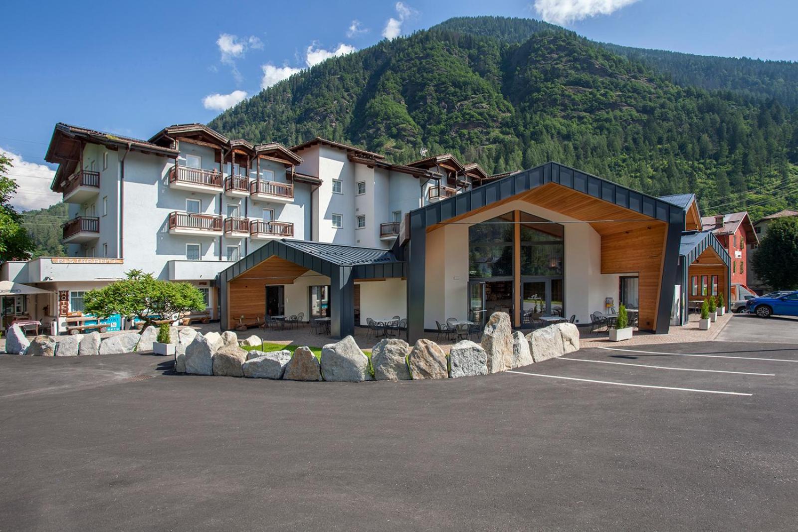 Hotel Santoni Ossana Exterior photo